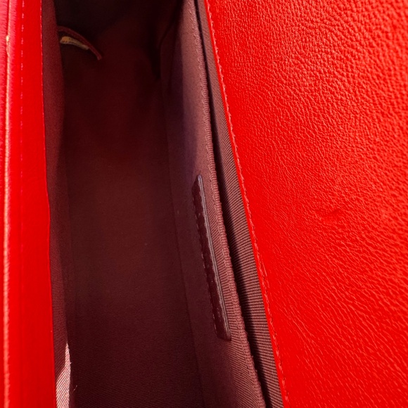 Fiery Red Caviar Leather with Ruthenium Hardware- Chanel Medium Boy Bag - Picture 5 of 10